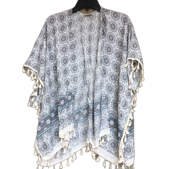 Tassel coverup - Picture 1 of 4